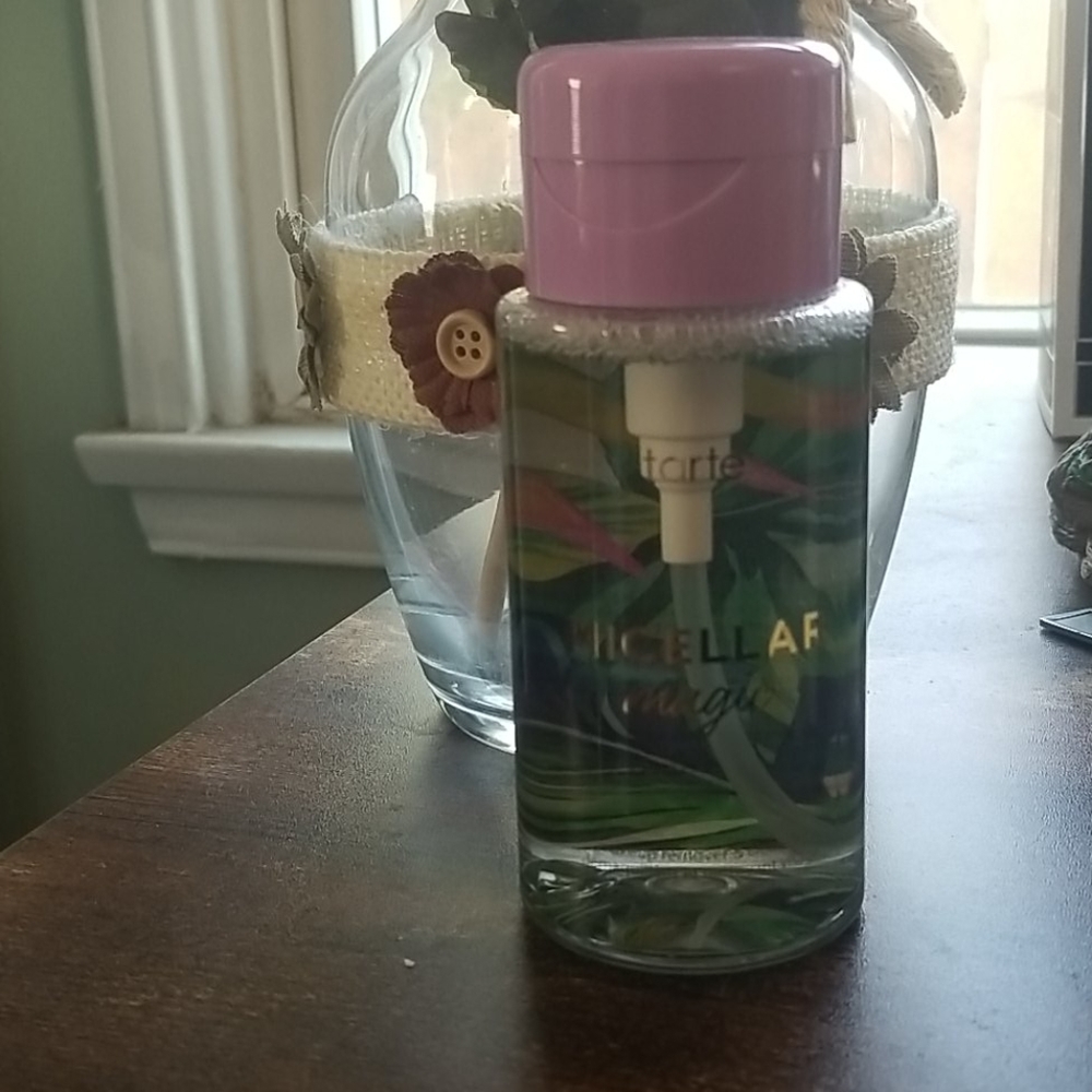 Tarte make up remover and cleanser